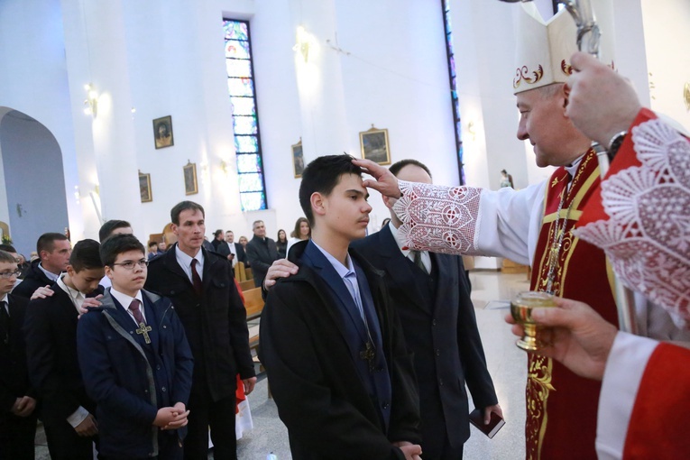 Bierzmowanie młodzieży od Karoliny