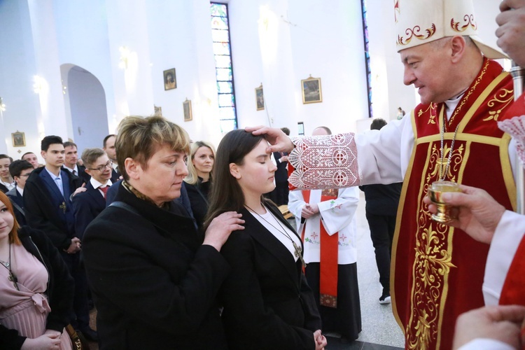 Bierzmowanie młodzieży od Karoliny