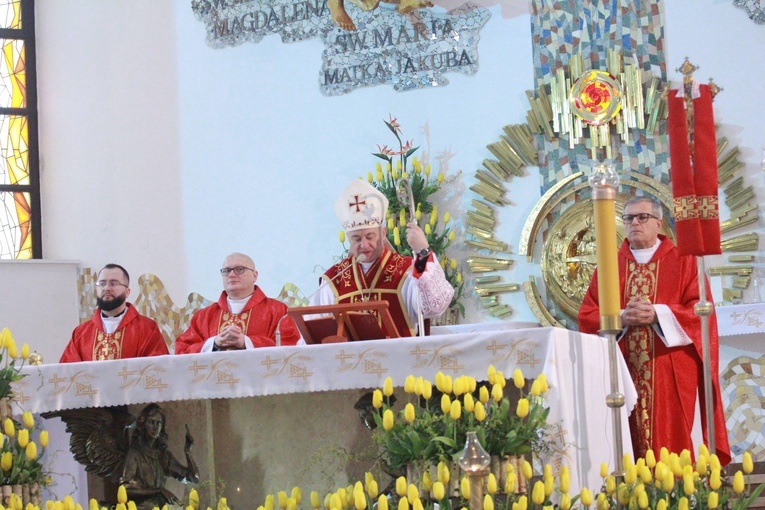 Bierzmowanie młodzieży od Karoliny