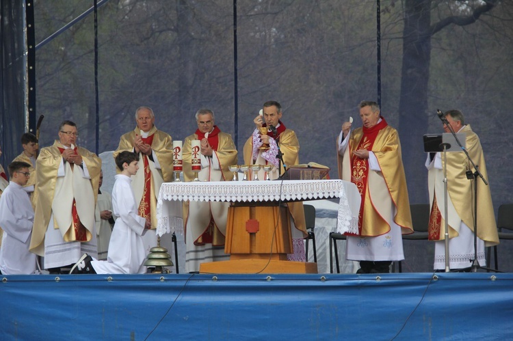 Uroczystość na Górze Śmierci