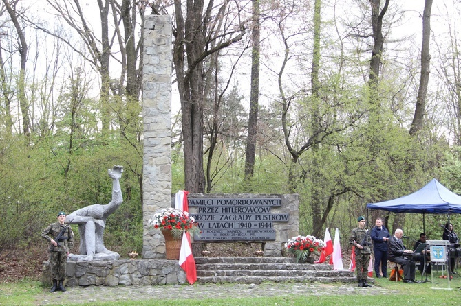 Uroczystość na Górze Śmierci