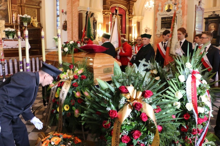 Pogrzeb prof. Antoniego Leona Dawidowicza - cz. 1