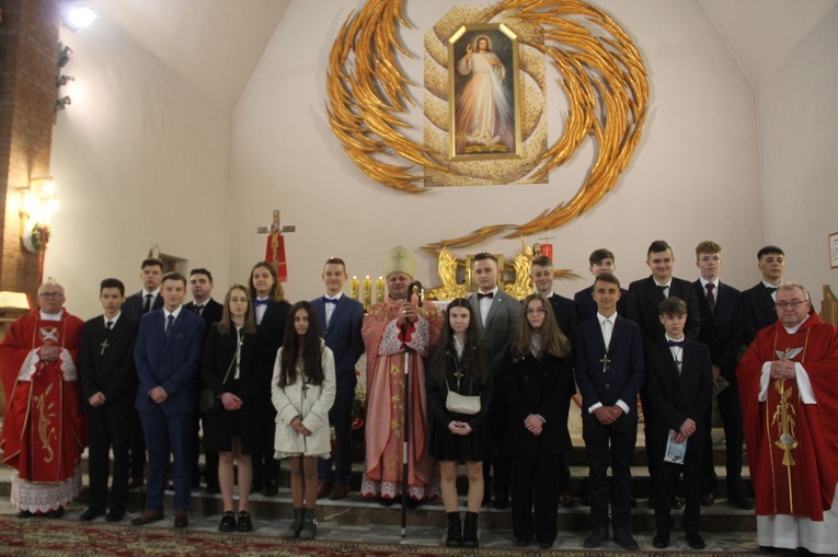 Rzuchowa. Bierzmowanie 2022