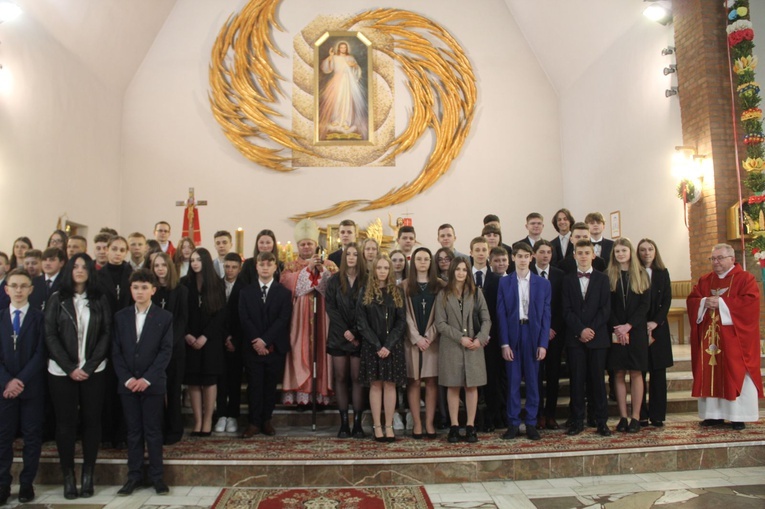 Rzuchowa. Bierzmowanie 2022