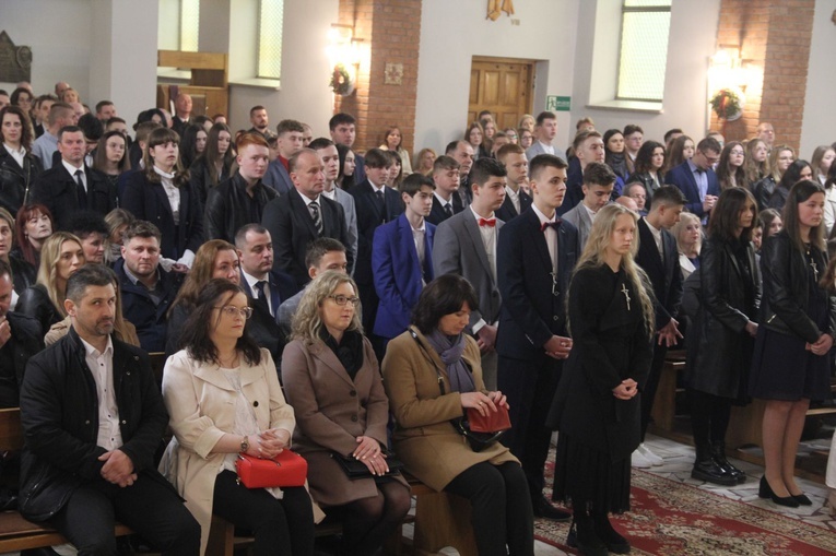 Rzuchowa. Bierzmowanie 2022