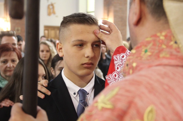 Rzuchowa. Bierzmowanie 2022