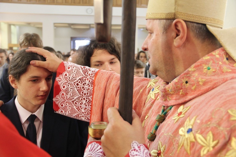 Rzuchowa. Bierzmowanie 2022