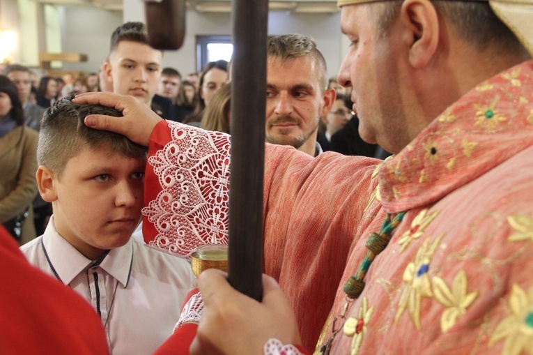 Rzuchowa. Bierzmowanie 2022