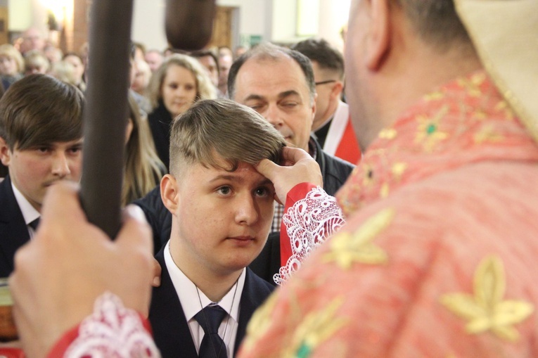 Rzuchowa. Bierzmowanie 2022