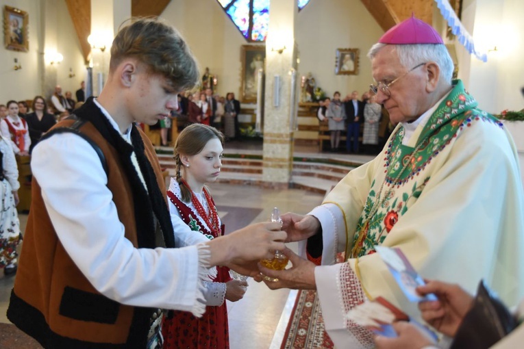 Bierzmowanie w Ochotnicy Górnej