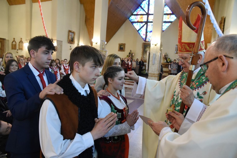 Bierzmowanie w Ochotnicy Górnej