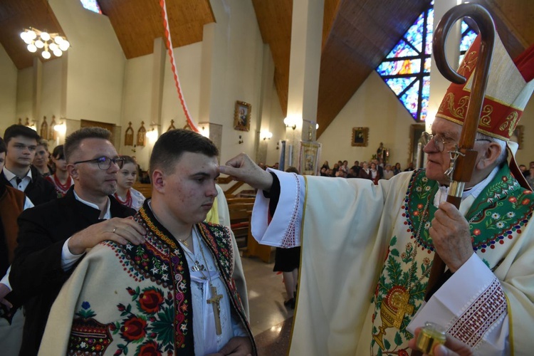 Bierzmowanie w Ochotnicy Górnej