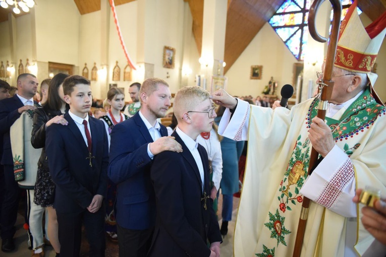 Bierzmowanie w Ochotnicy Górnej