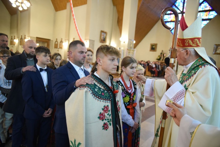 Bierzmowanie w Ochotnicy Górnej