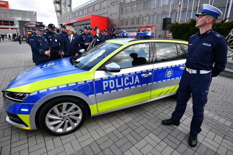 Tak będą odtąd wyglądały radiowozy polskiej policji