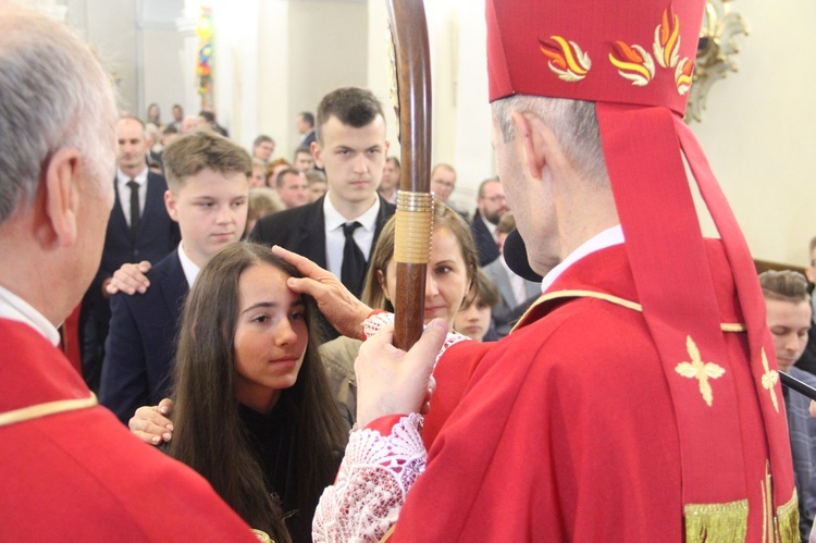 Bierzmowanie w parafii św. Jakuba w Tuchowie