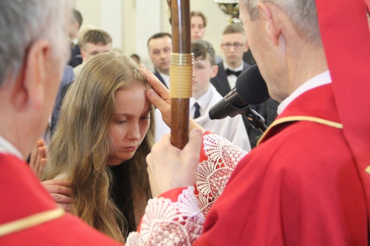 Bierzmowanie w parafii św. Jakuba w Tuchowie