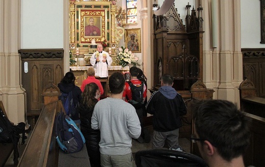 Wilamowice. Pielgrzymi łagiewniccy odebrali relikwie św. Józefa Bilczewskiego