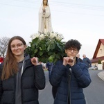 Z Matką Bożą Fatimską po ulicach Pszenna