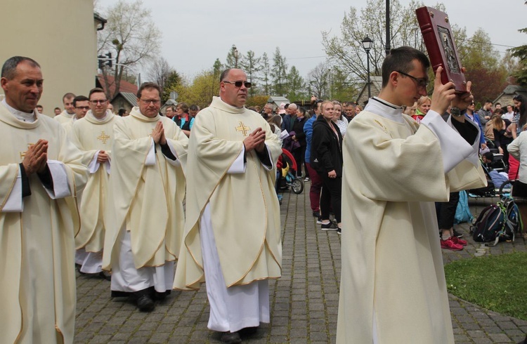 Msza św. pielgrzymów łagiewnickich w Hałcnowie - 2022