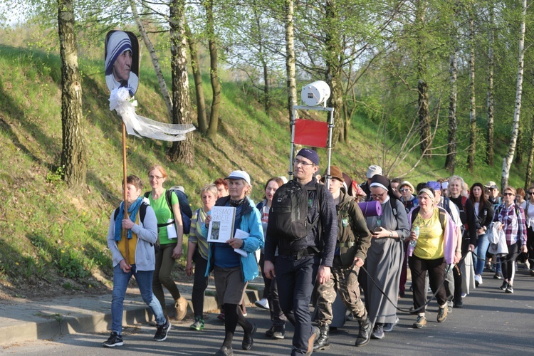 Pielgrzymi łagiewniccy z grupy św. Matki Teresy gościli w Malcu - 2022