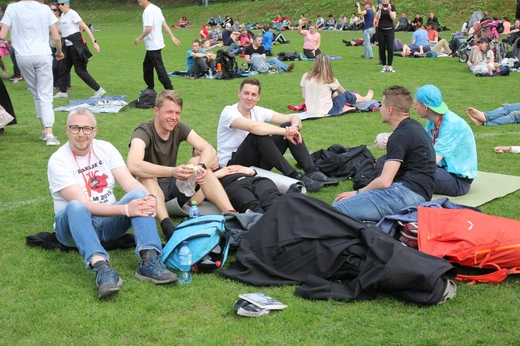 Odpoczynek i tańce na boisku w Wysokiej - 2022