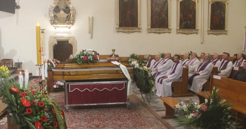 Lubin. Pożegnanie śp. ks. Jana Ożoga SDB