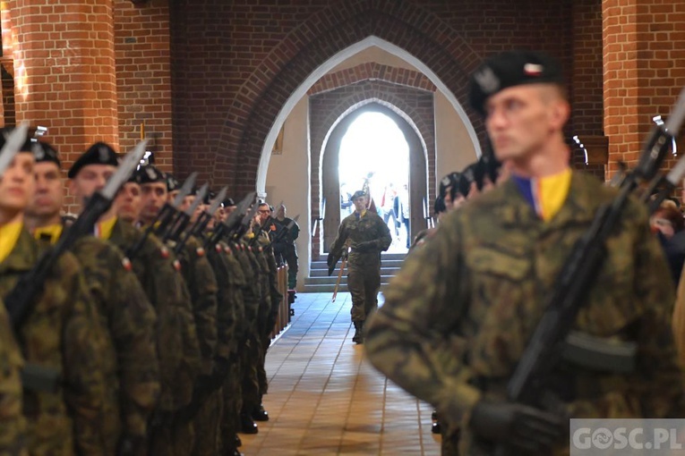 Modlitwa w intencji ojczyzny w katedrze