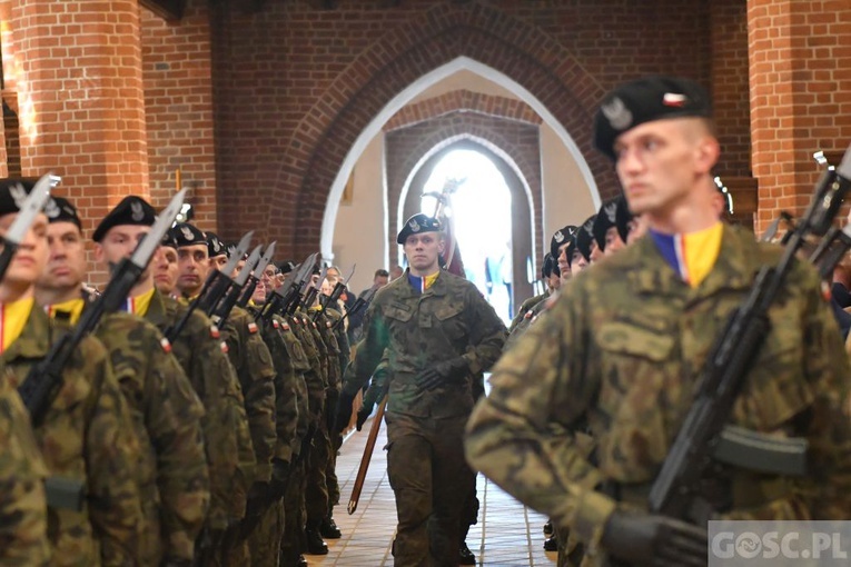 Modlitwa w intencji ojczyzny w katedrze