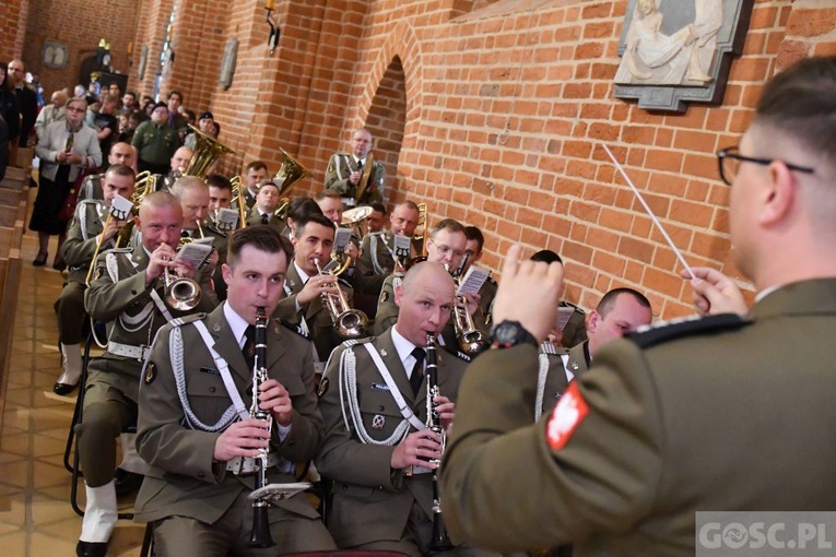 Modlitwa w intencji ojczyzny w katedrze