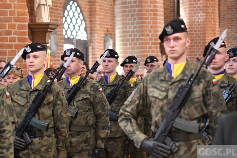 Modlitwa w intencji ojczyzny w katedrze