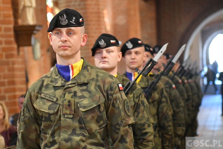 Modlitwa w intencji ojczyzny w katedrze