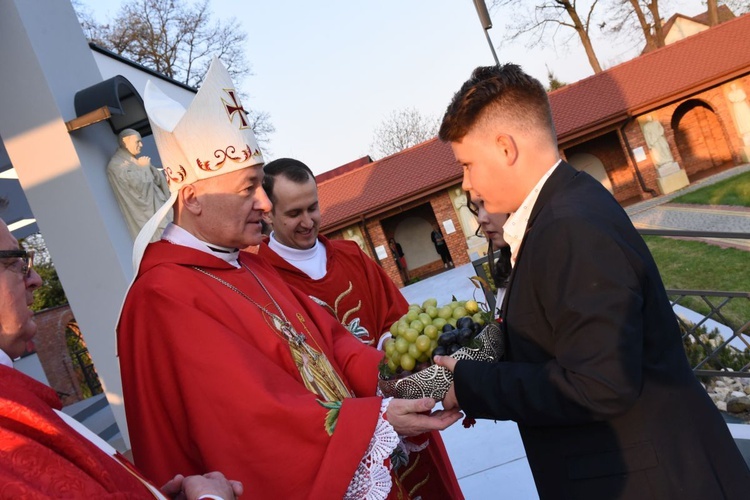 Bierzmowanie w Szczepanowie