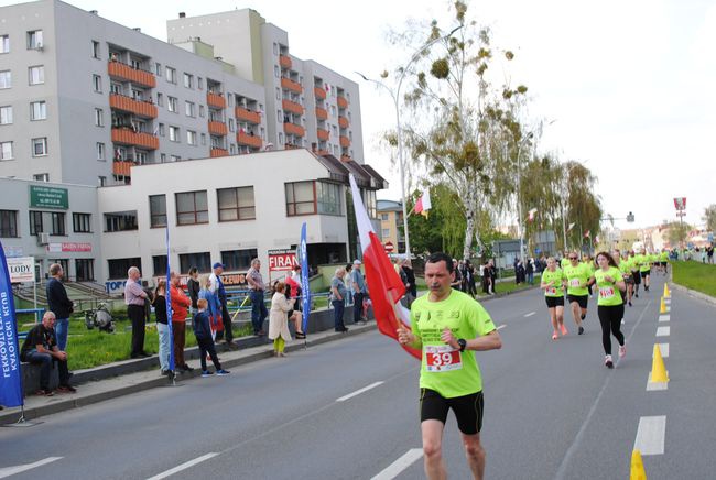 Stalowa Wola. Bieg uliczny dla uczczenia Konstytucji 3 Maja