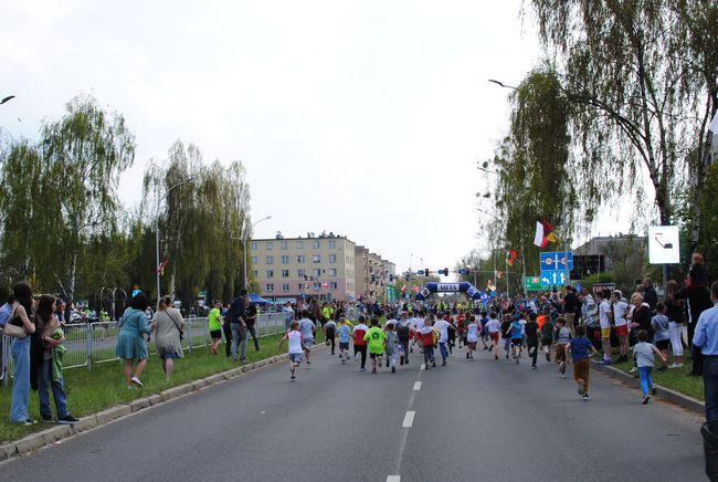 Stalowa Wola. Bieg uliczny dla uczczenia Konstytucji 3 Maja