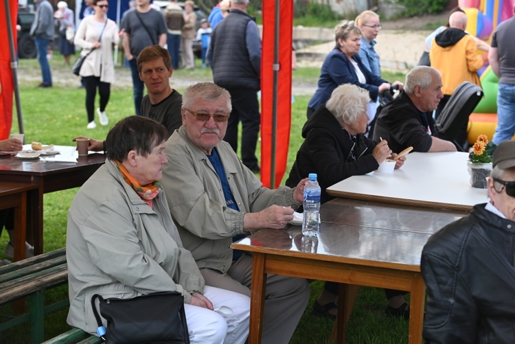 Świdnica. Festyn u Królowej Polski 