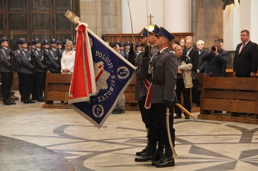 Katowice. Msza św. za Ojczyznę