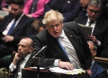 Boris Johnson zapowiada, że nawet dziesiątki tysięcy przebywających w Wielkiej Brytanii nielegalnych imigrantów może zostać relokowanych do Afryki. Londyn zapłaci za ich transport i zakwaterowanie.