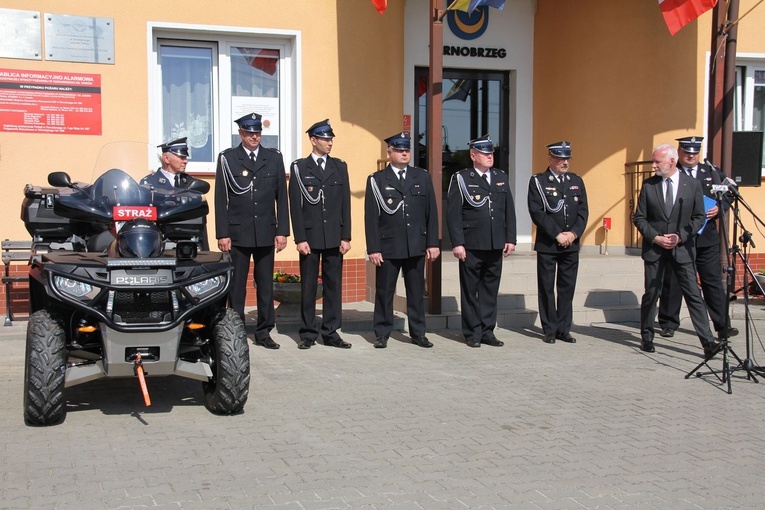 Nowy sprzęt dla strażaków