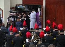 Archidiecezja. Biskupi modlą się za zmarłych i poszkodowanych górników 