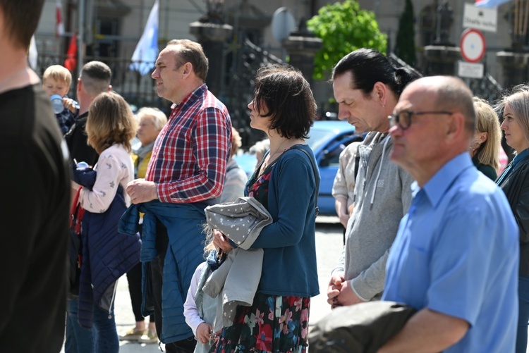 Majowy męski Różaniec ulicami Świdnicy