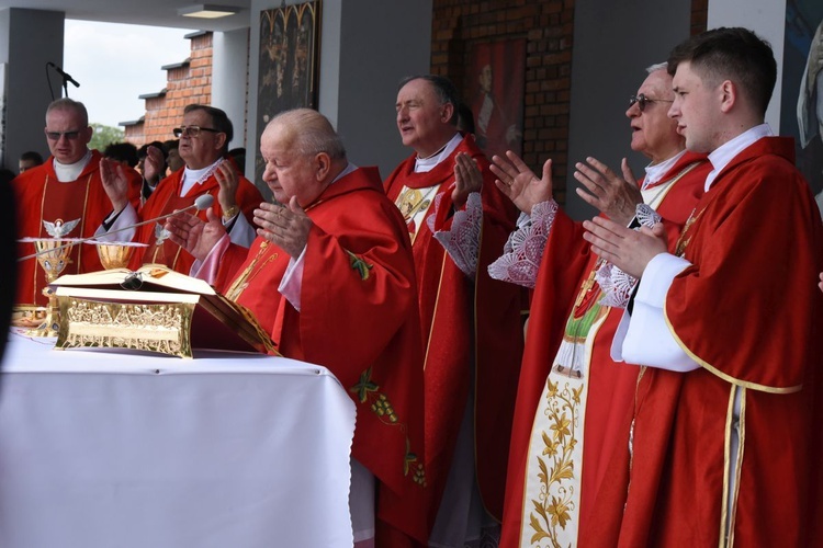 Msza św. jubileuszowa w Szczepanowie