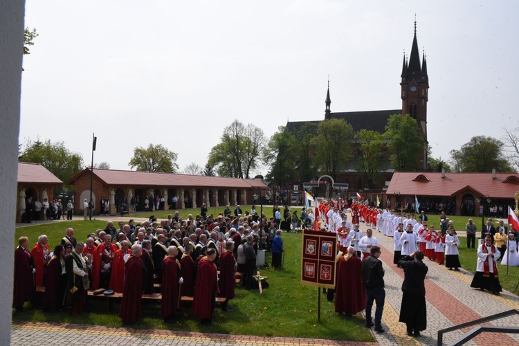 Msza św. jubileuszowa w Szczepanowie