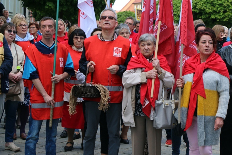 Zjazd Parafialnych Zespołów Caritas na Ostrowie Tumskim