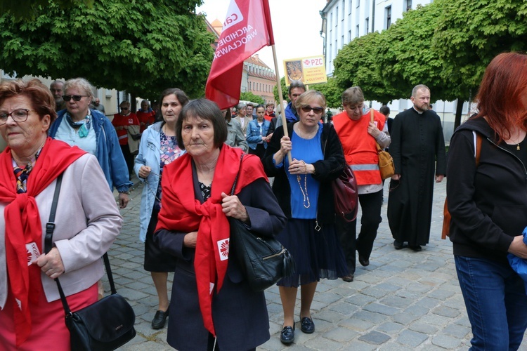 Zjazd Parafialnych Zespołów Caritas na Ostrowie Tumskim