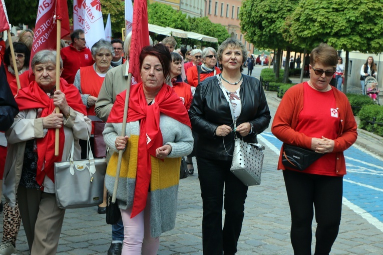 Zjazd Parafialnych Zespołów Caritas na Ostrowie Tumskim