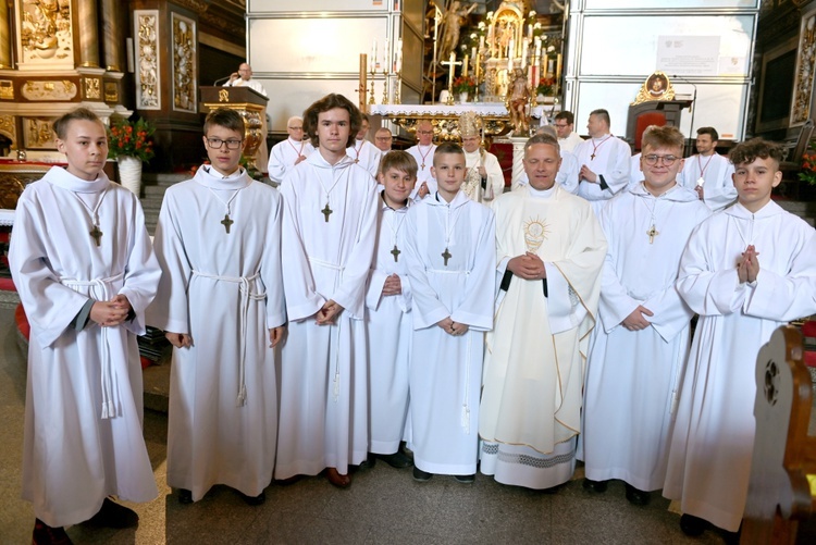 Błogosławieństwo lektorów, ceremoniarzy i nadzwyczajnych szafarzy