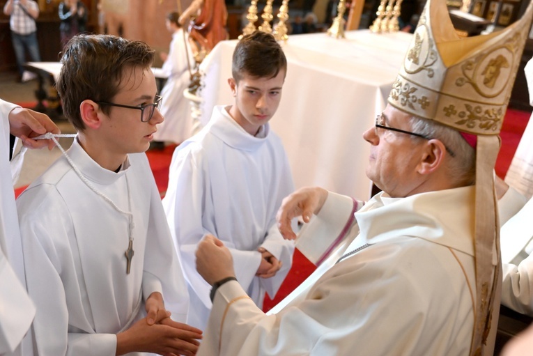 Błogosławieństwo lektorów, ceremoniarzy i nadzwyczajnych szafarzy
