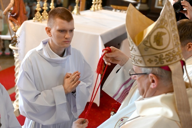 Błogosławieństwo lektorów, ceremoniarzy i nadzwyczajnych szafarzy