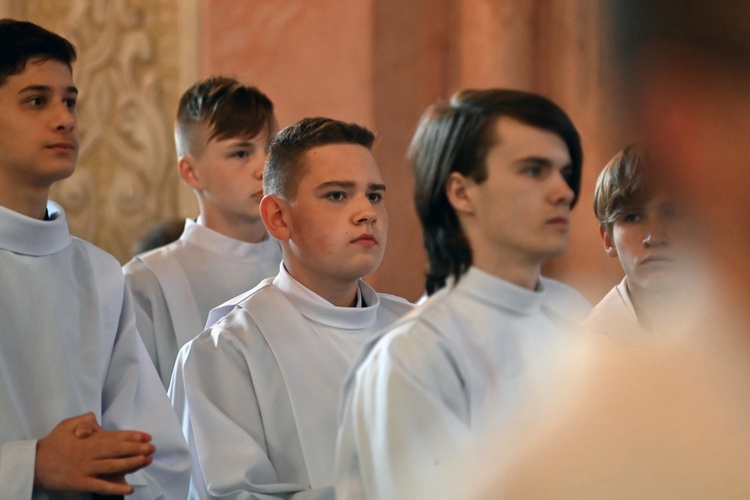 Błogosławieństwo lektorów, ceremoniarzy i nadzwyczajnych szafarzy